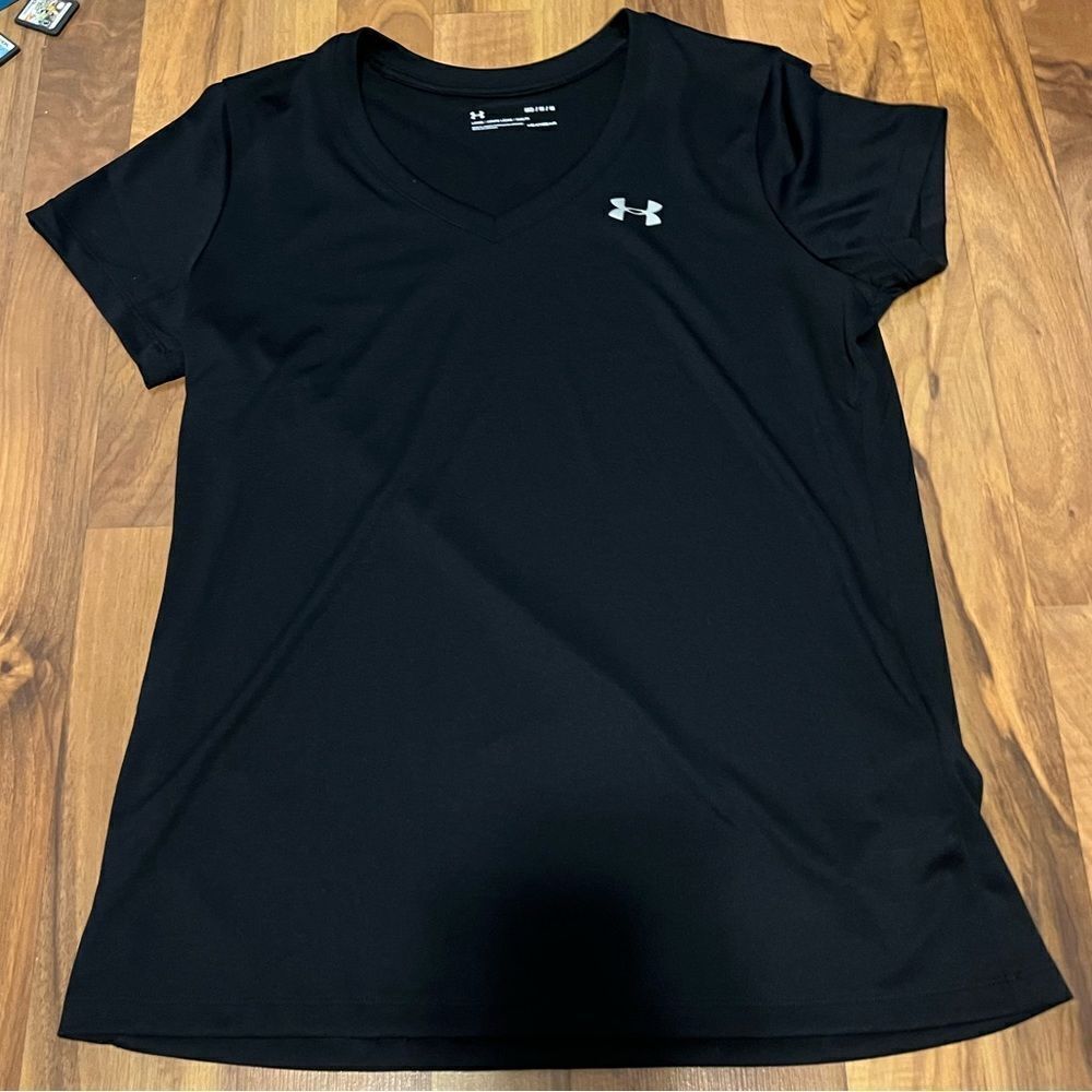 Under Armour Heat Gear V-Neck Shirt